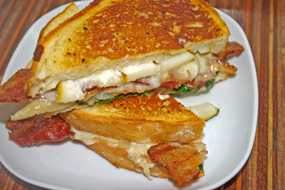 Grilled-Blue-Cheese-&-Bacon-Picnic