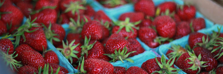 Market-Strawberries-2