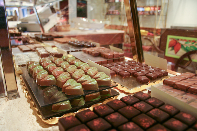 chocolate - bernard callebaut counter